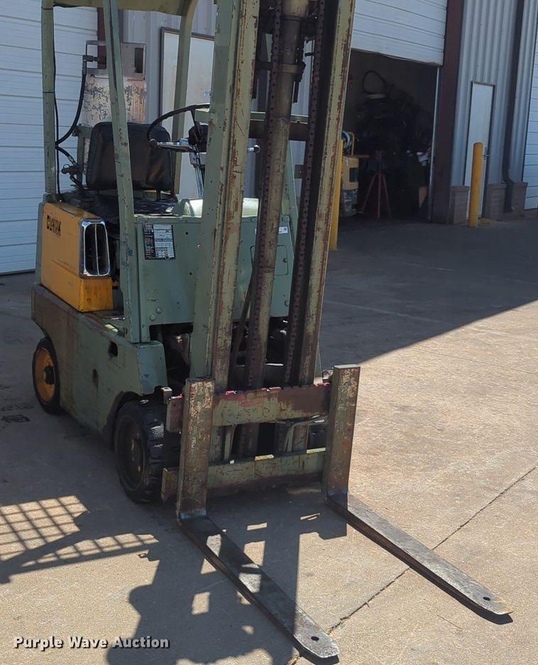 image for item NZ9617 Clark C20 forklift