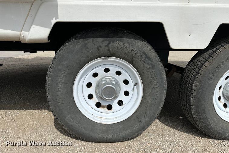 image for item OA9707 2001 Gulf Stream camper