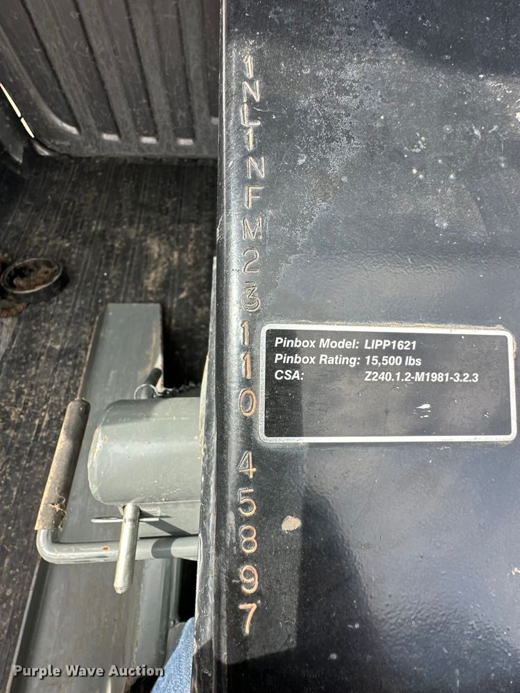 image for item OA9707 2001 Gulf Stream camper