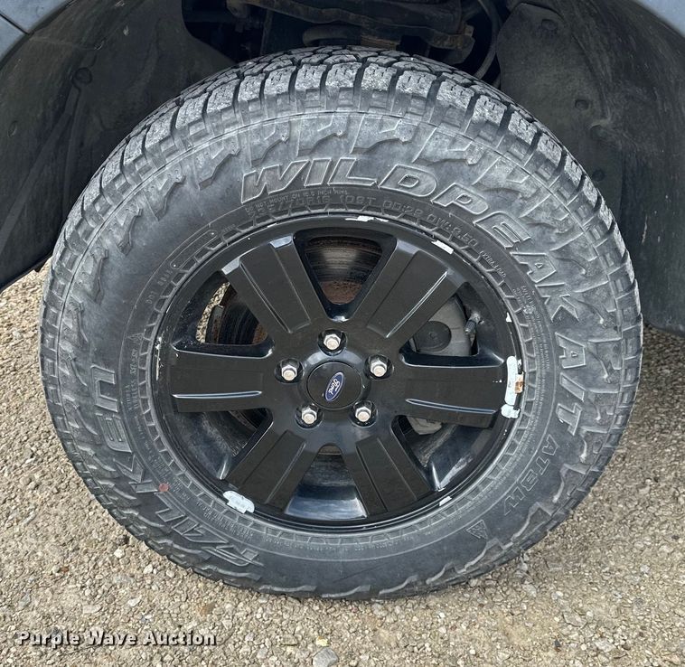 image for item OE9024 2007 Ford Explorer Sport Trac pickup truck