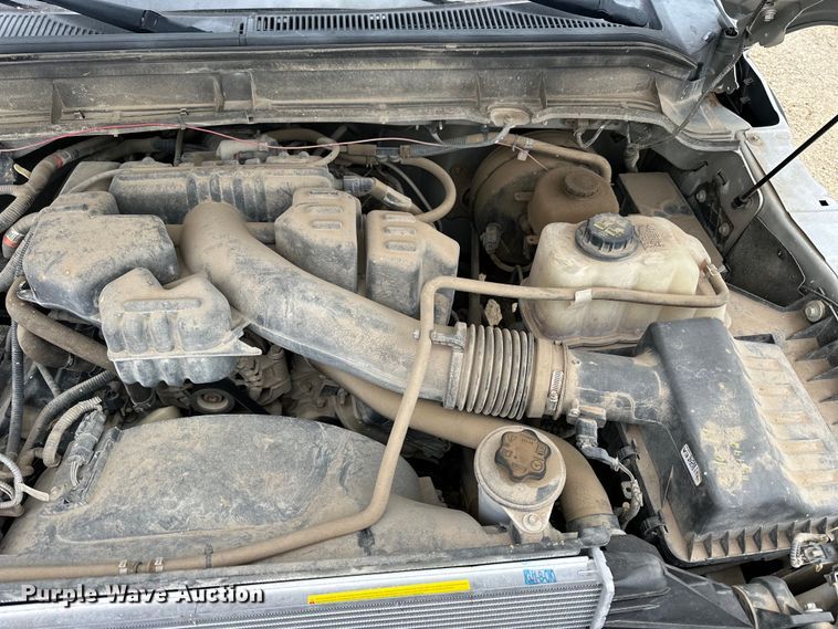 image for item OE9026 2015 Ford F250 Super Duty Crew Cab pickup truck
