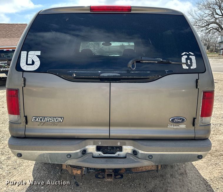 image for item OE9035 2002 Ford  Excursion Limited SUV