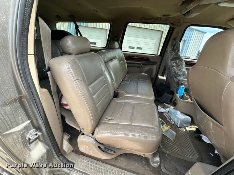 image for item OE9035 2002 Ford  Excursion Limited SUV