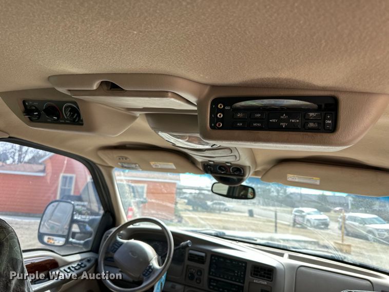 image for item OE9035 2002 Ford  Excursion Limited SUV