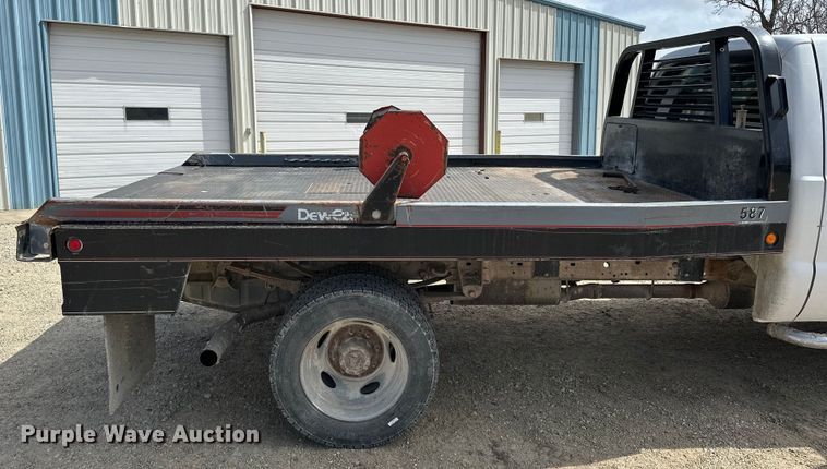 image for item OE9036 2004 Ford  F550 bale bed truck