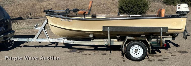 image for item OE9045 1958 Crestliner boat