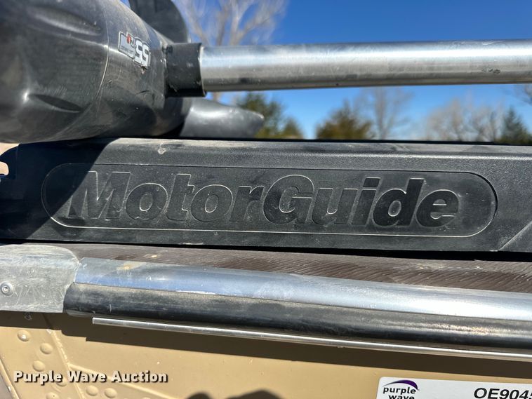 image for item OE9045 1958 Crestliner boat