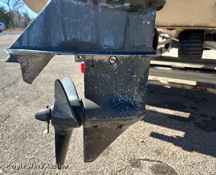 image for item OE9045 1958 Crestliner boat