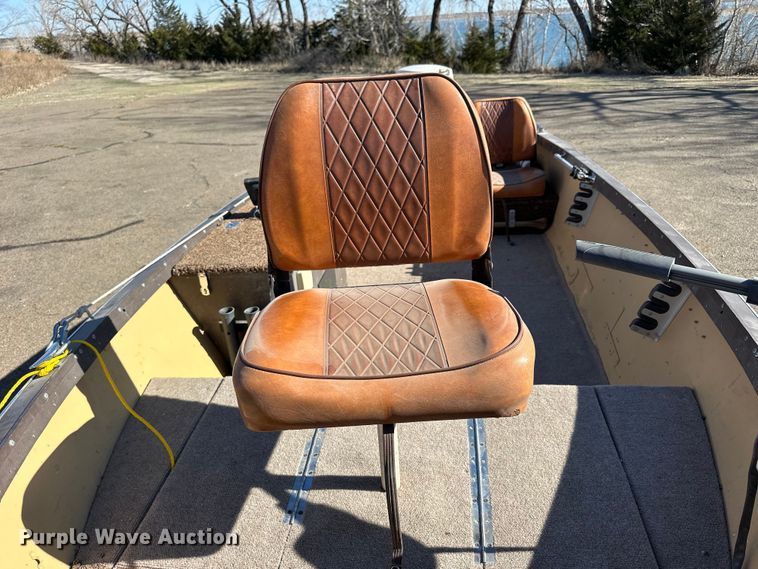 image for item OE9045 1958 Crestliner boat