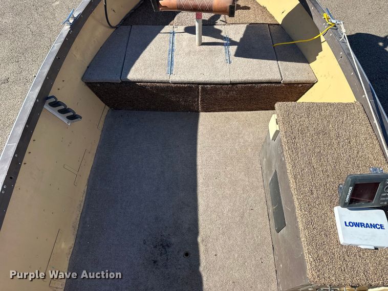 image for item OE9045 1958 Crestliner boat