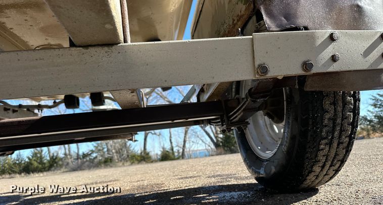 image for item OE9045 1958 Crestliner boat