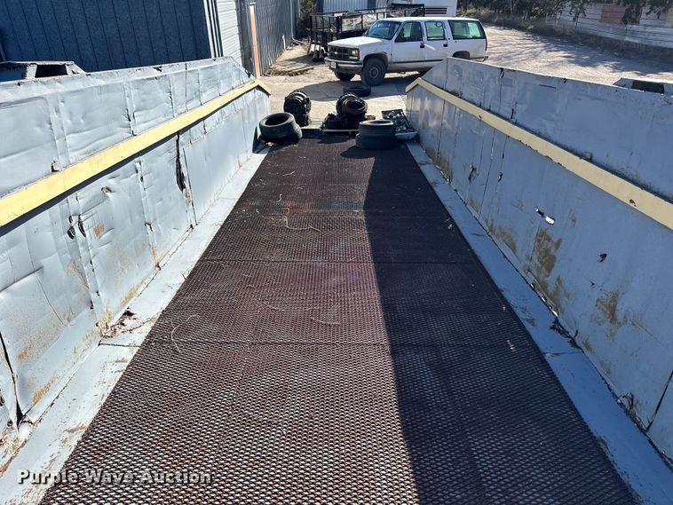 image for item OE9073 Loading ramp