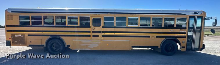 image for item OE9075 2006 Blue Bird All American  school bus