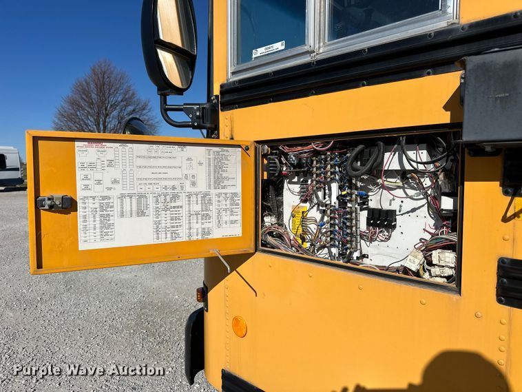 image for item OE9075 2006 Blue Bird All American  school bus