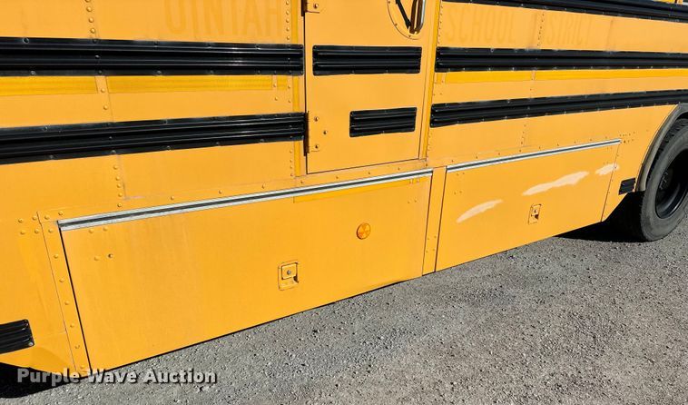 image for item OE9075 2006 Blue Bird All American  school bus