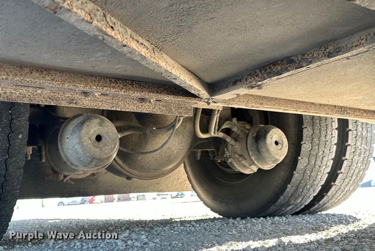 image for item OE9075 2006 Blue Bird All American  school bus