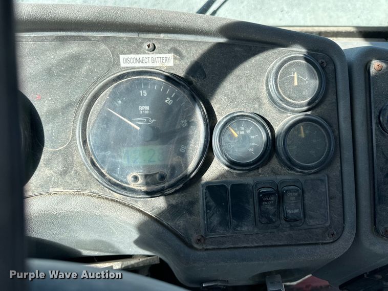 image for item OE9075 2006 Blue Bird All American  school bus