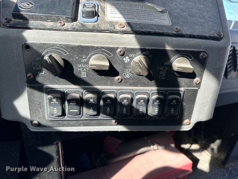 image for item OE9075 2006 Blue Bird All American  school bus