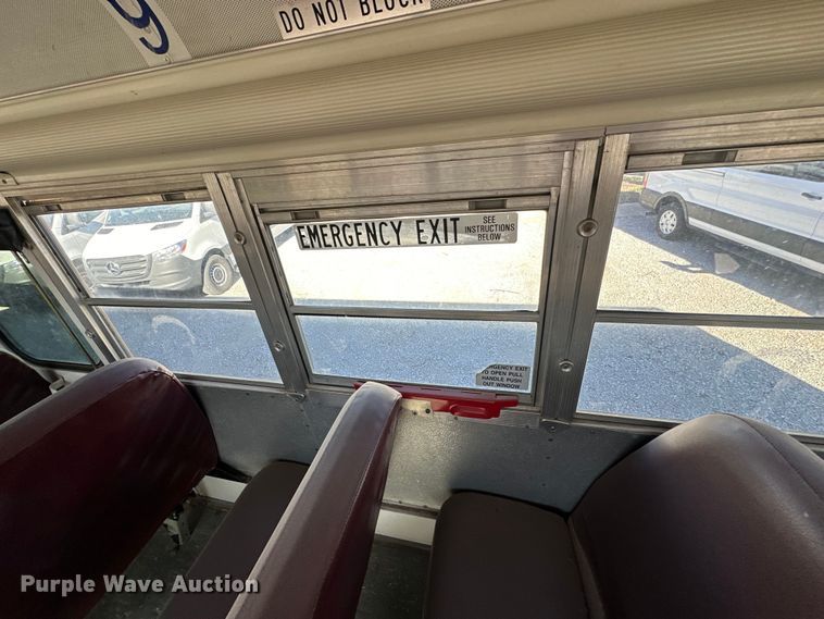 image for item OE9075 2006 Blue Bird All American  school bus