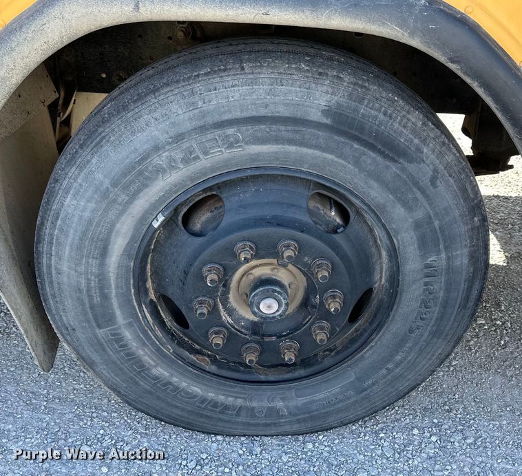 image for item OE9075 2006 Blue Bird All American  school bus