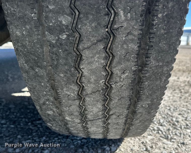 image for item OE9075 2006 Blue Bird All American  school bus