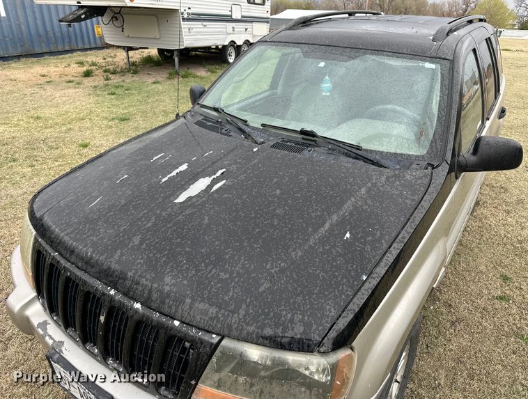 image for item OE9100 2004 Jeep Grand Cherokee SUV