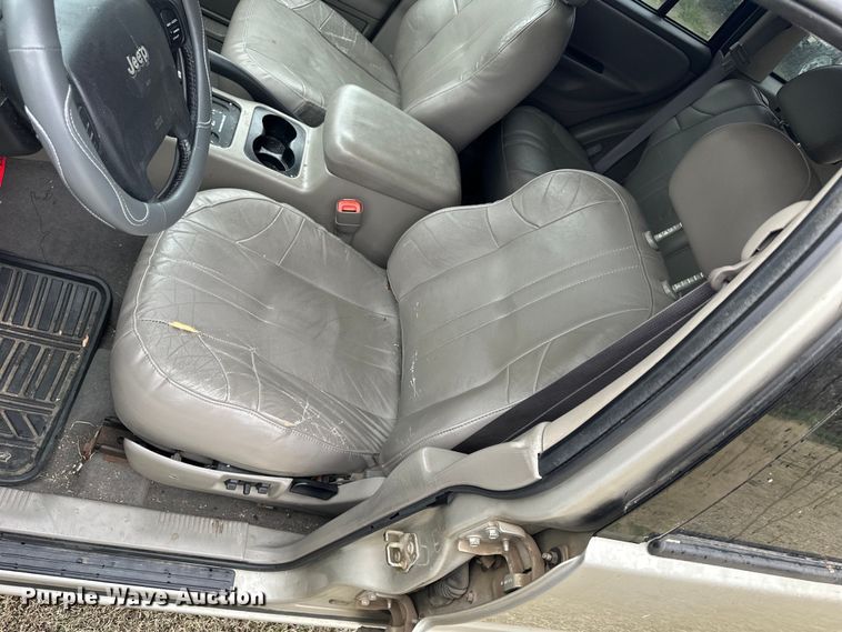 image for item OE9100 2004 Jeep Grand Cherokee SUV