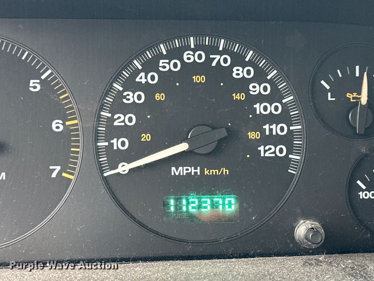 image for item OE9100 2004 Jeep Grand Cherokee SUV