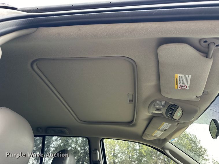 image for item OE9100 2004 Jeep Grand Cherokee SUV