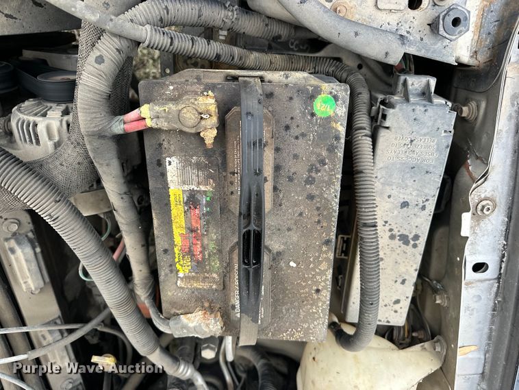 image for item OE9100 2004 Jeep Grand Cherokee SUV