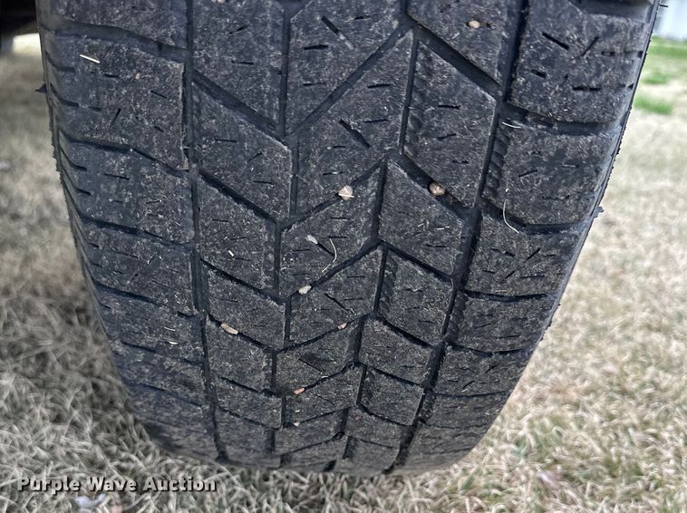 image for item OE9100 2004 Jeep Grand Cherokee SUV