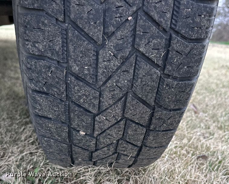 image for item OE9100 2004 Jeep Grand Cherokee SUV