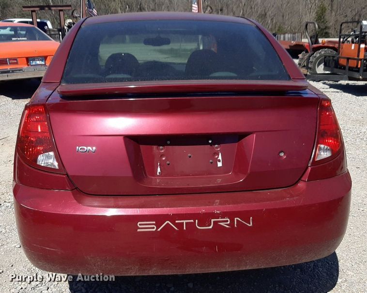 image for item OF9673 2004 Saturn  Ion 