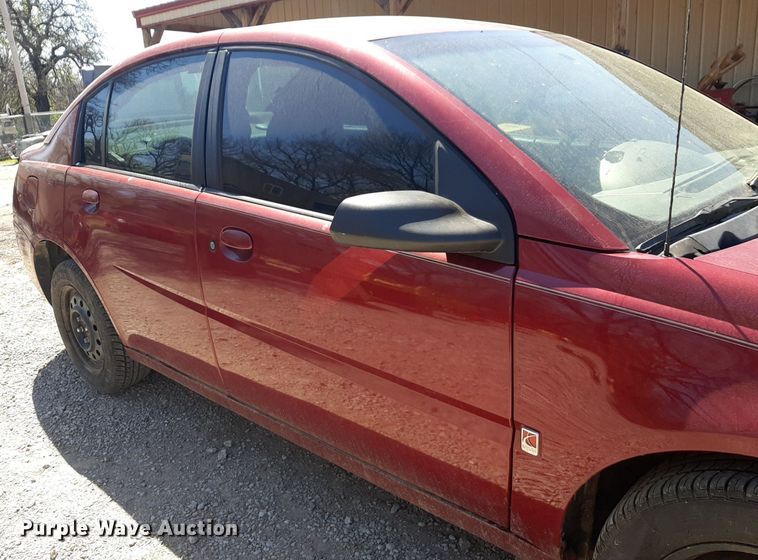 image for item OF9673 2004 Saturn  Ion 