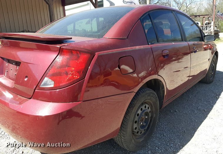 image for item OF9673 2004 Saturn  Ion 