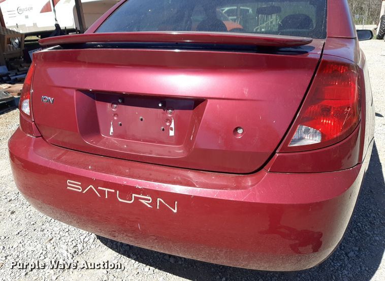 image for item OF9673 2004 Saturn  Ion 