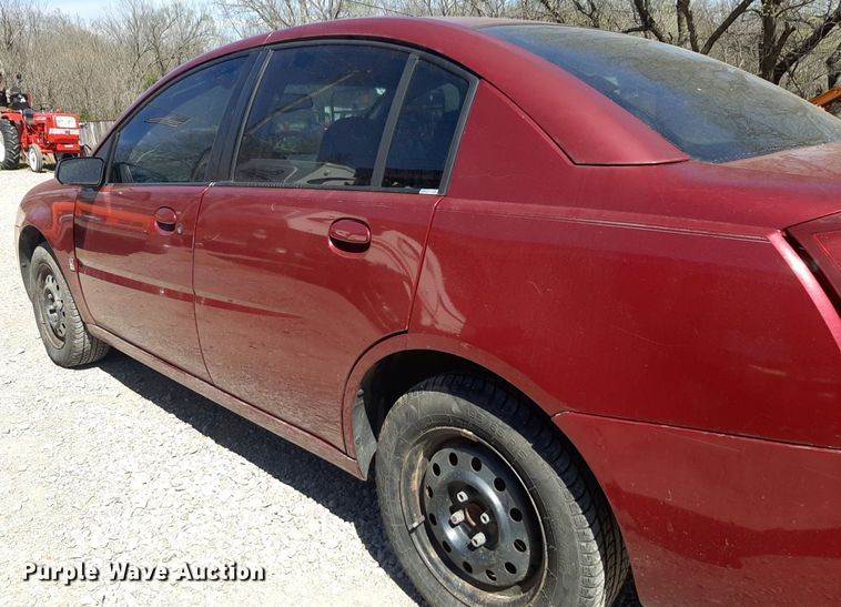 image for item OF9673 2004 Saturn  Ion 