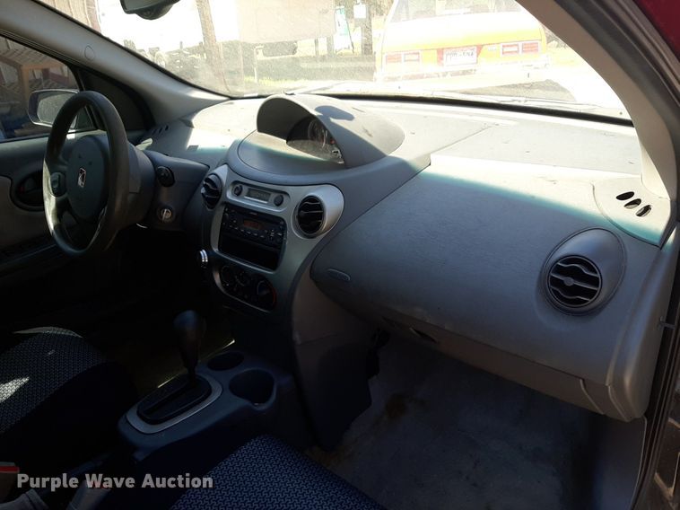 image for item OF9673 2004 Saturn  Ion 