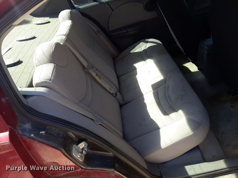 image for item OF9673 2004 Saturn  Ion 