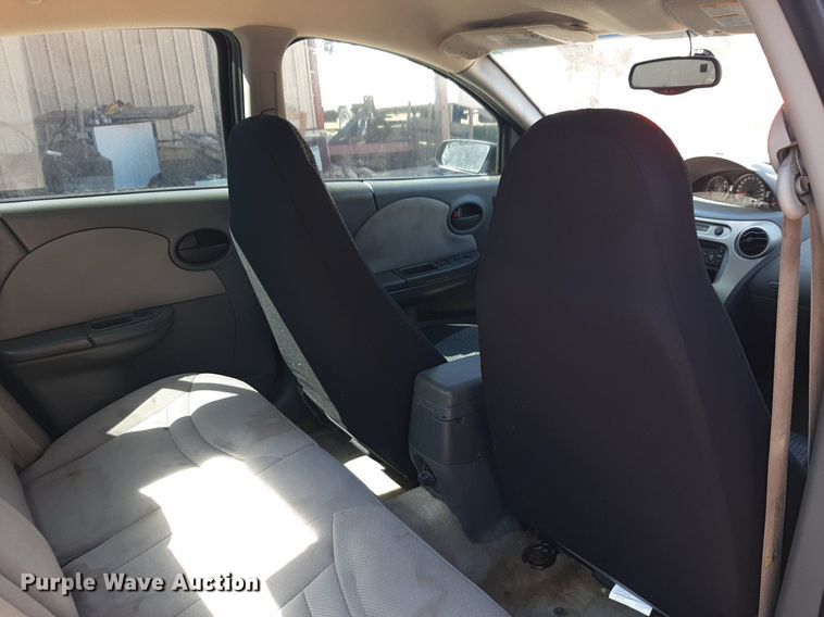 image for item OF9673 2004 Saturn  Ion 