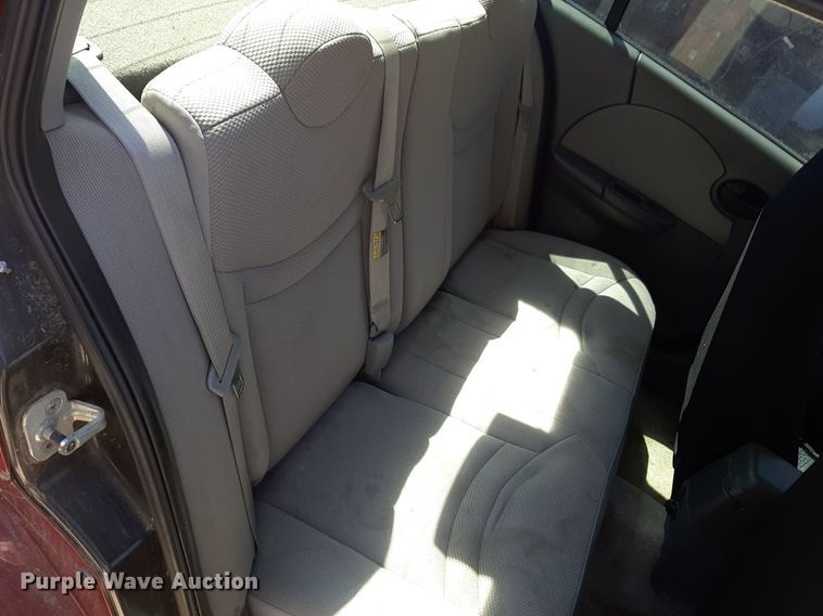 image for item OF9673 2004 Saturn  Ion 