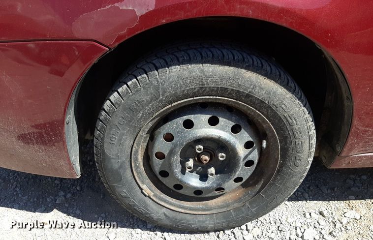 image for item OF9673 2004 Saturn  Ion 