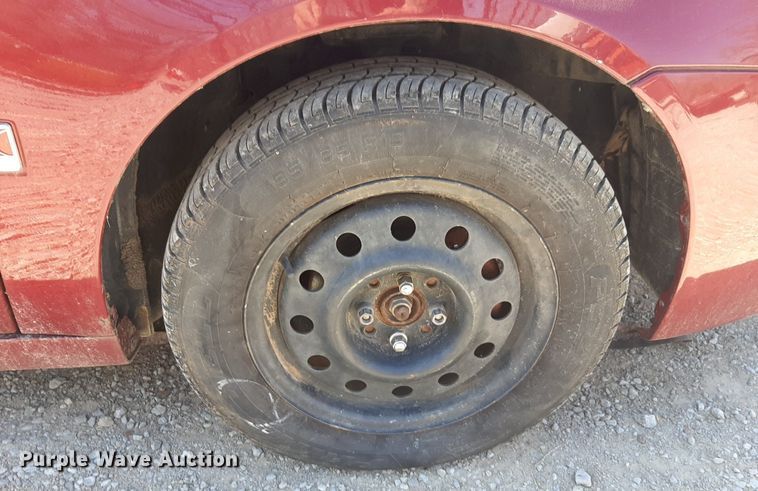 image for item OF9673 2004 Saturn  Ion 