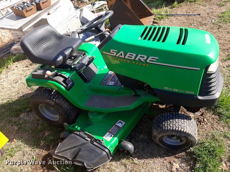 image for item OF9676 1995 John Deere Sabre lawn mower