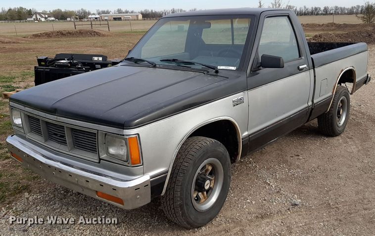 image for item OF9693 1988 Chevrolet S10 pickup truck
