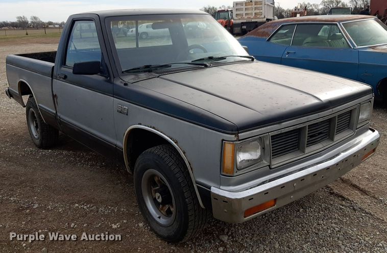 image for item OF9693 1988 Chevrolet S10 pickup truck