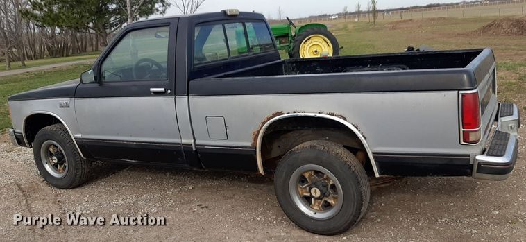 image for item OF9693 1988 Chevrolet S10 pickup truck