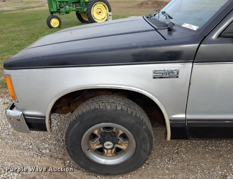 image for item OF9693 1988 Chevrolet S10 pickup truck