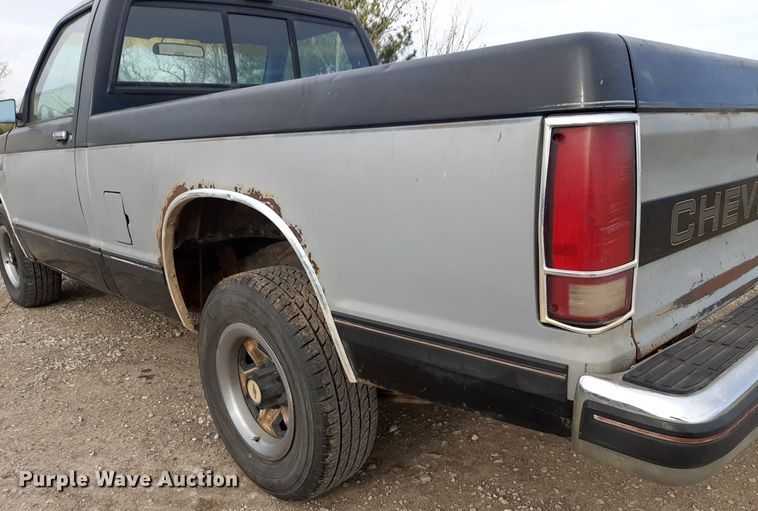 image for item OF9693 1988 Chevrolet S10 pickup truck