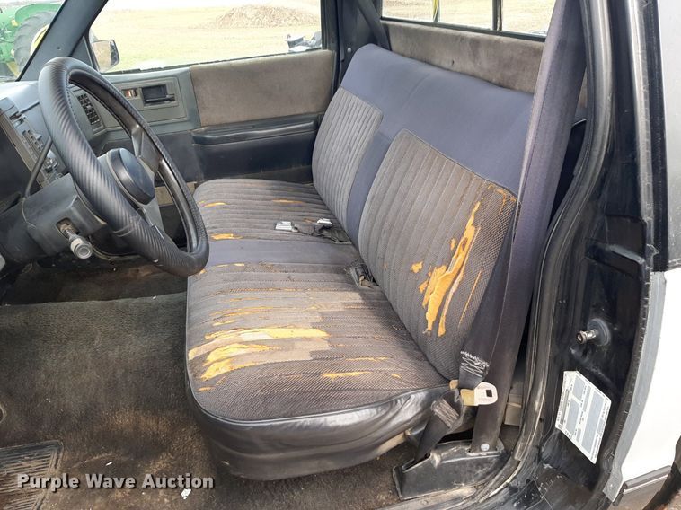 image for item OF9693 1988 Chevrolet S10 pickup truck